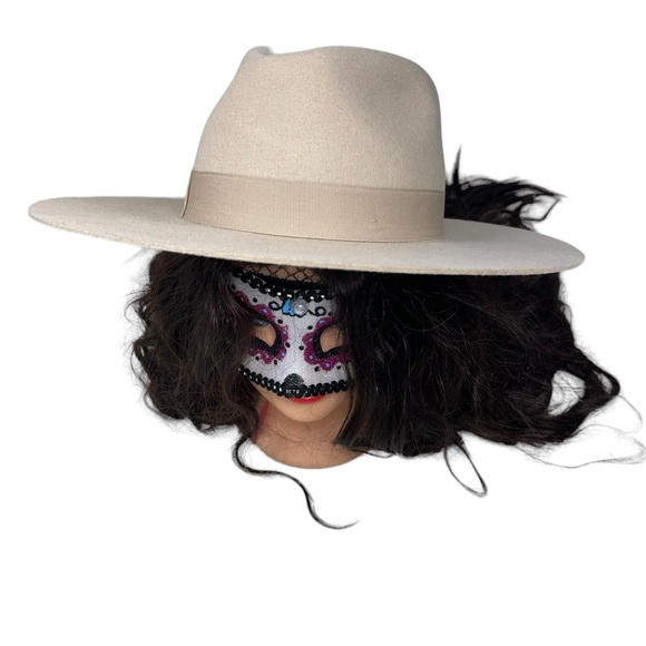 Wyeth Lila wool hat Oatmeal, tan, beige boxHats